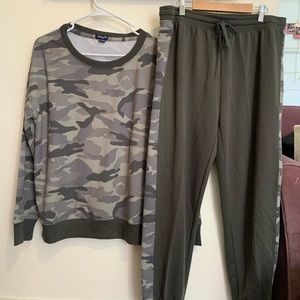 Matching Splendid Lounge wear set